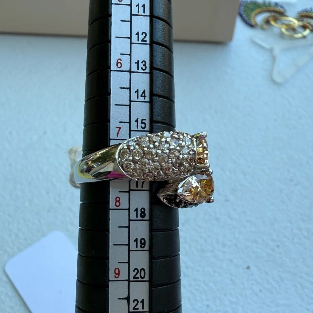 Black Spinel and Citrine Bypass ring - Picture 4 of 4